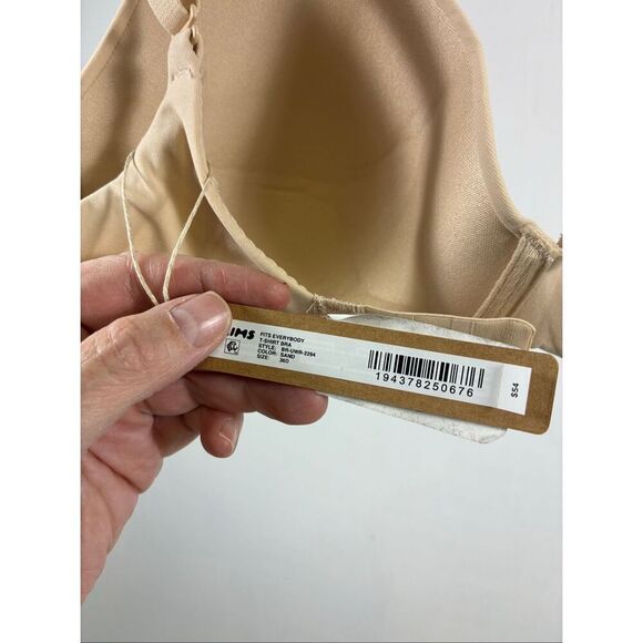 SKIMS NWT T-Shirt Bra in Sand Size 36D - Picture 8 of 8